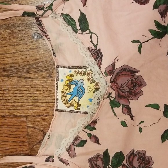 🌹 Rose Cami - Picture 2 of 6